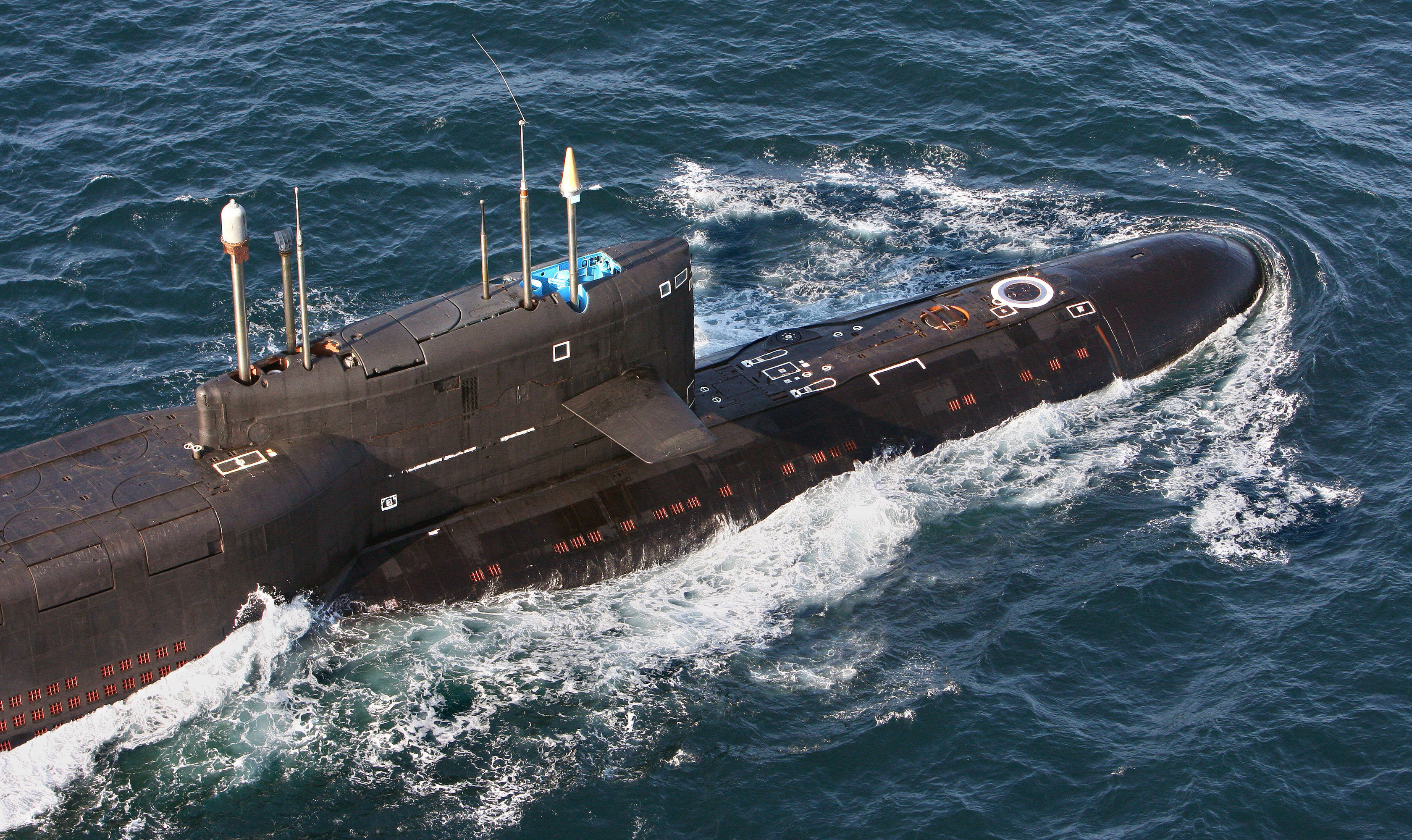 Мировой подводный флот. 667 БДРМ подводная лодка. Российская атомная подводная лодка. Подводные лодки проекта 667бдрм «Дельфин». РПКСН 667 БДРМ.