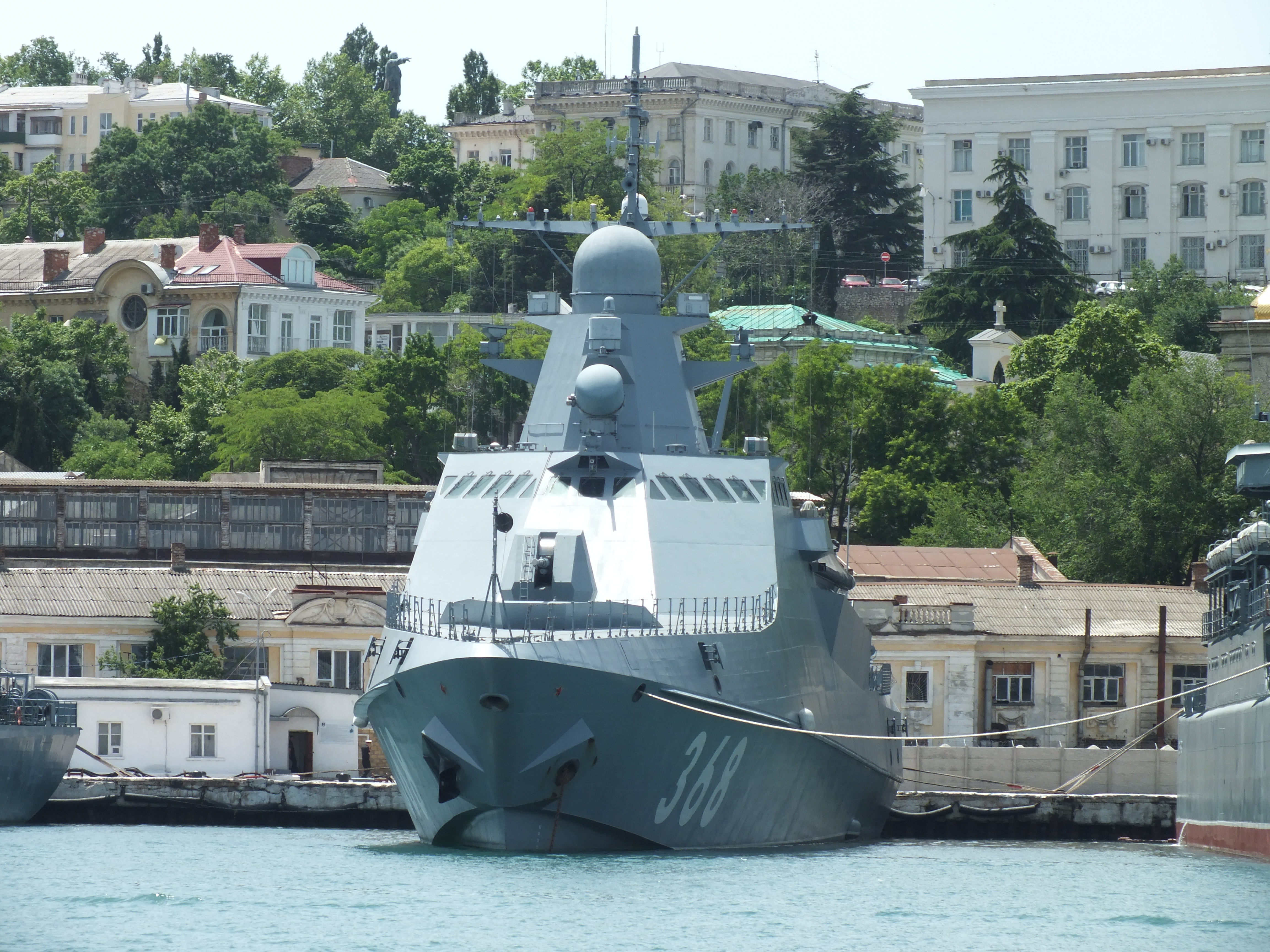 Севастопольское военно морское инженерное. Музей в Севастополе военной техники морской. Потопили 22160. 22160 Патрульный корабль винт гребной. Bh22160